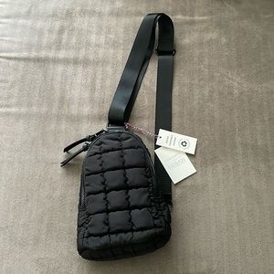 Urban Fit Black Puffer Sling - NEW!!